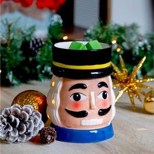 SOLD Christmas Nutcracker Wax Warmer. Comes with free wax bar